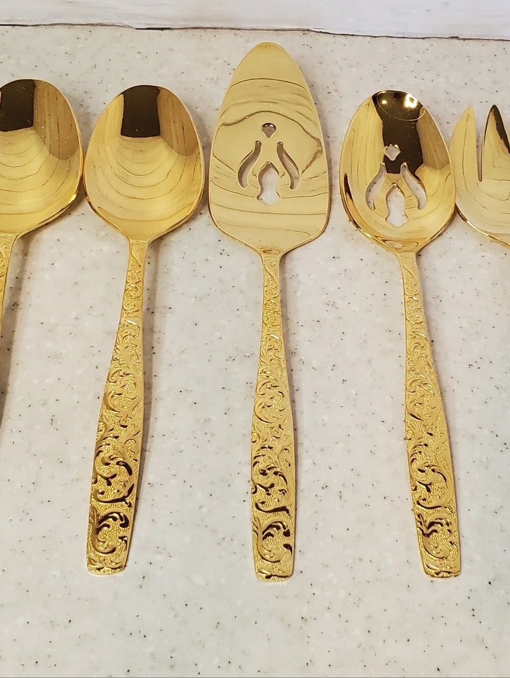 International Silver Americana Golden Heritage 44 Pc Gold Tone Flatware Set Serv